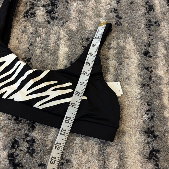 Nike Black and White Women's Logo Bikini Too Size Large - Picture 8 of 8